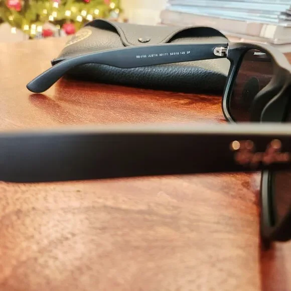 Ray-Ban RB4165 Justin Polarized 601/71 Matte Black Green Lens Sunglasses 54m NEW - Picture 6 of 8